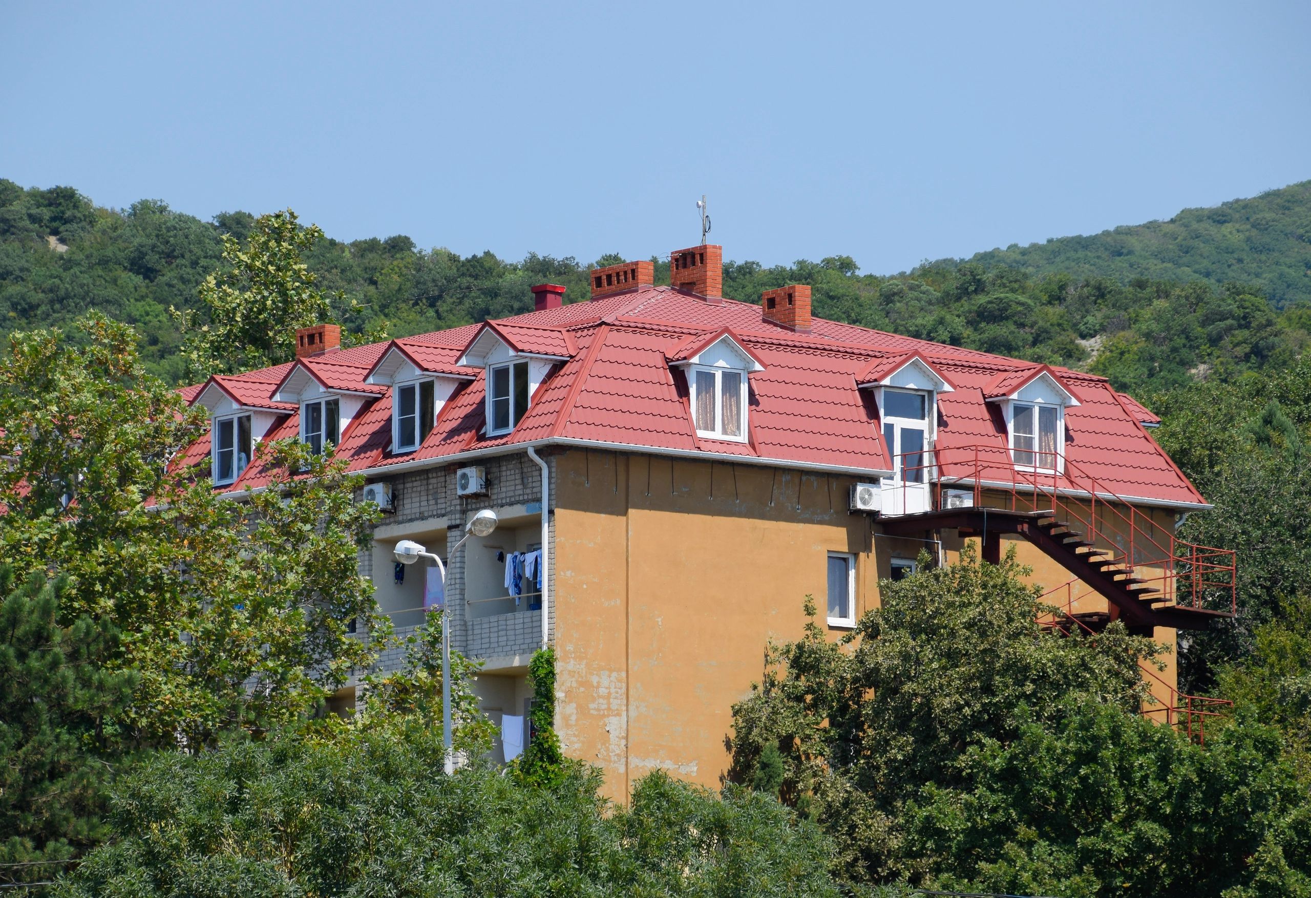 dormitory accommodation camp